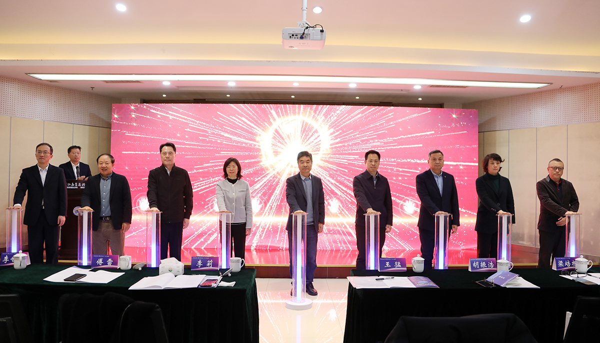 �򽭸ߵ�ר��ѧУ